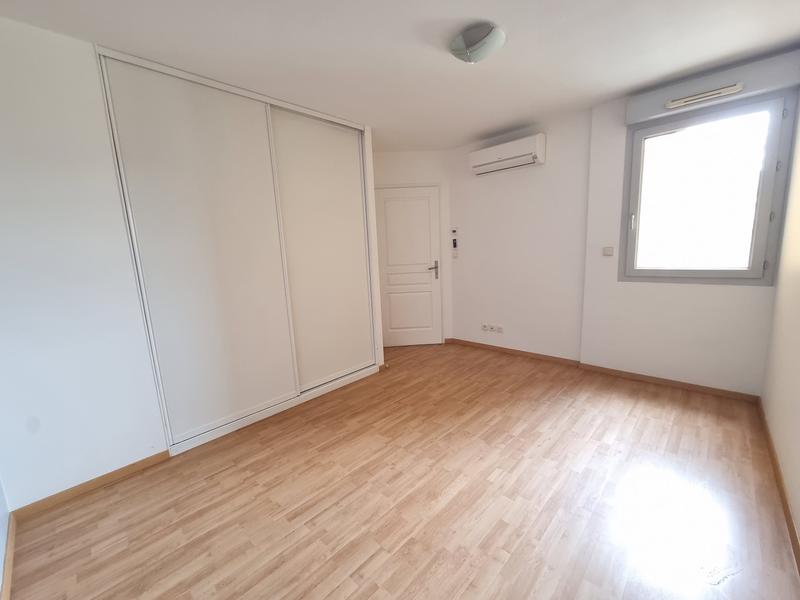 Appartement - 92 m² - 4 pièces