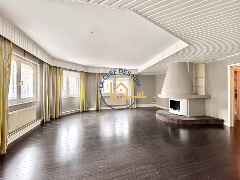 Maison - 170 m² - 5 pièces