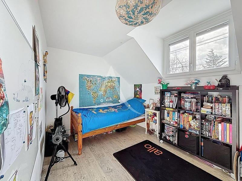 Maison - 104 m² - 5 pièces