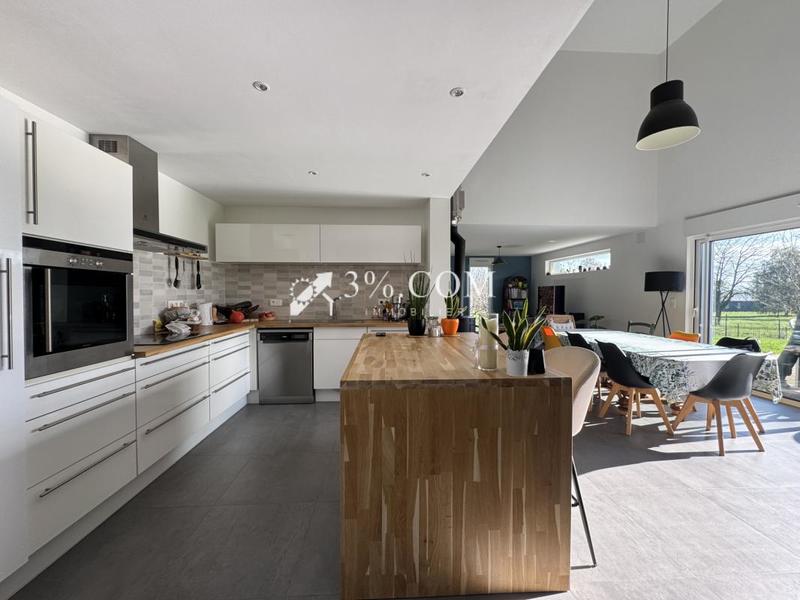 Maison - 149 m² - 7 pièces