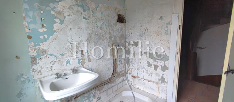 Maison - 203 m² - 8 pièces