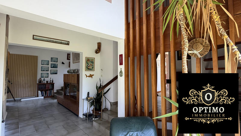 Maison contemporaine - 204 m² - 7 pièces