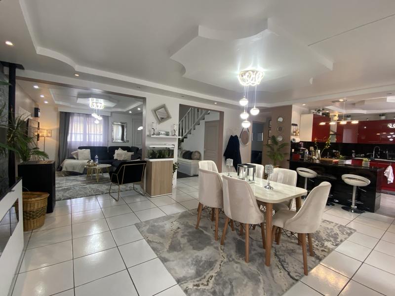 Maison - 146 m² - 7 pièces