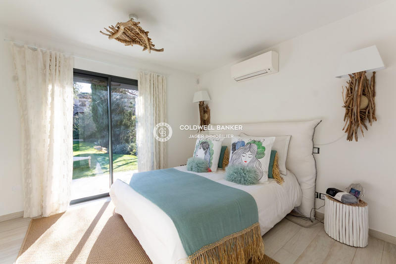 Villa - 283 m² - 7 pièces