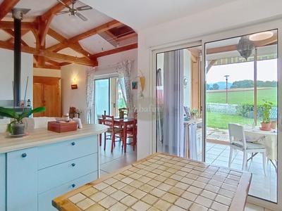 Maison - 94 m² - 4 pièces