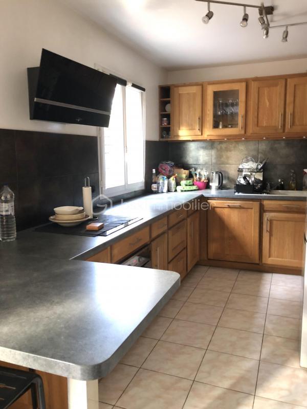 Maison traditionnelle - 93 m² - 6 pièces