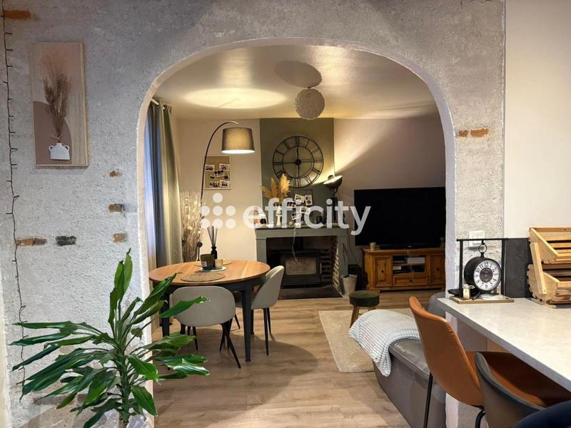 Maison - 90 m² - 4 pièces