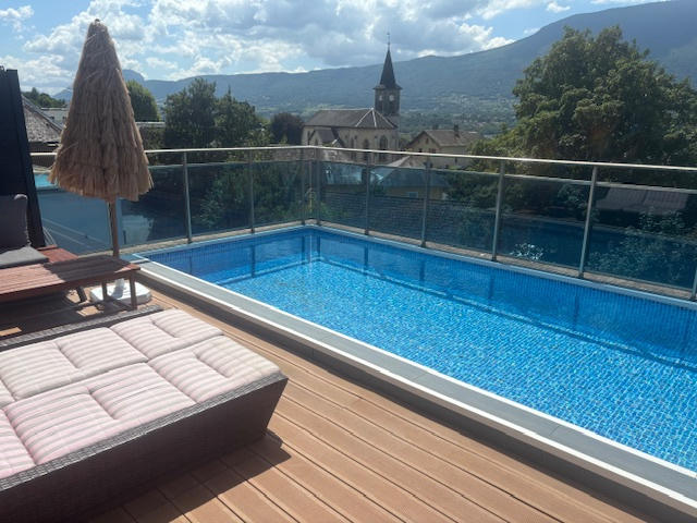 Maison - 202 m² - 7 pièces