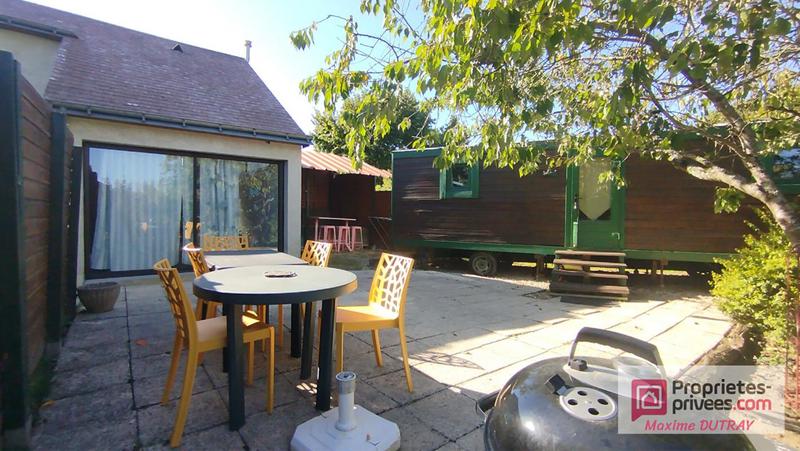 Maison - 351 m² - 18 pièces