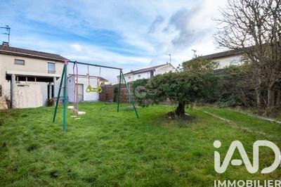 Maison - 91 m² - 5 pièces