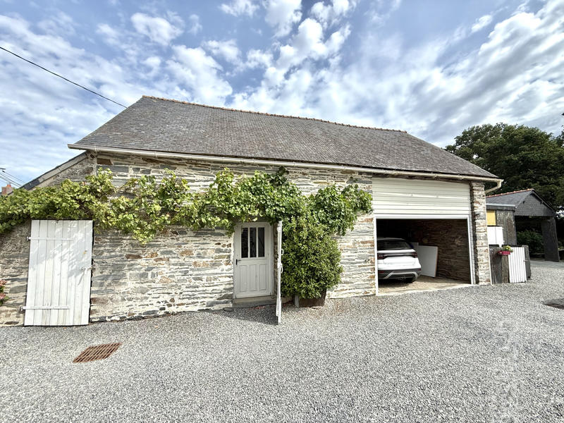 Maison - 144 m² - 8 pièces