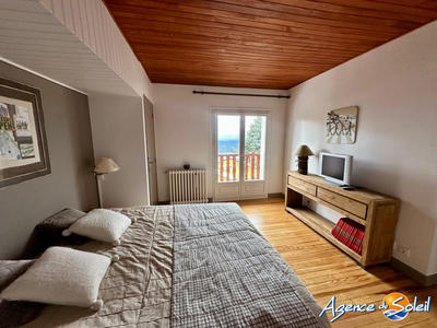 Châlet - 307 m² - 12 pièces