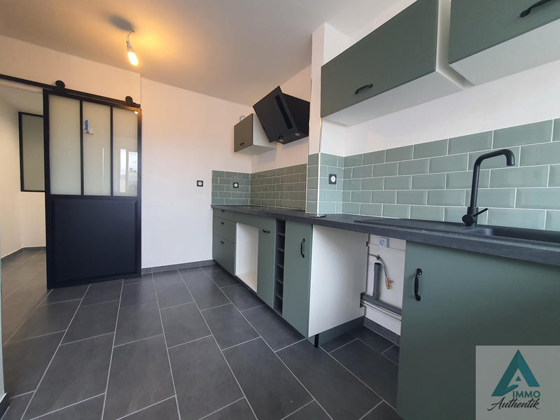 Appartement - 85 m² - 4 pièces