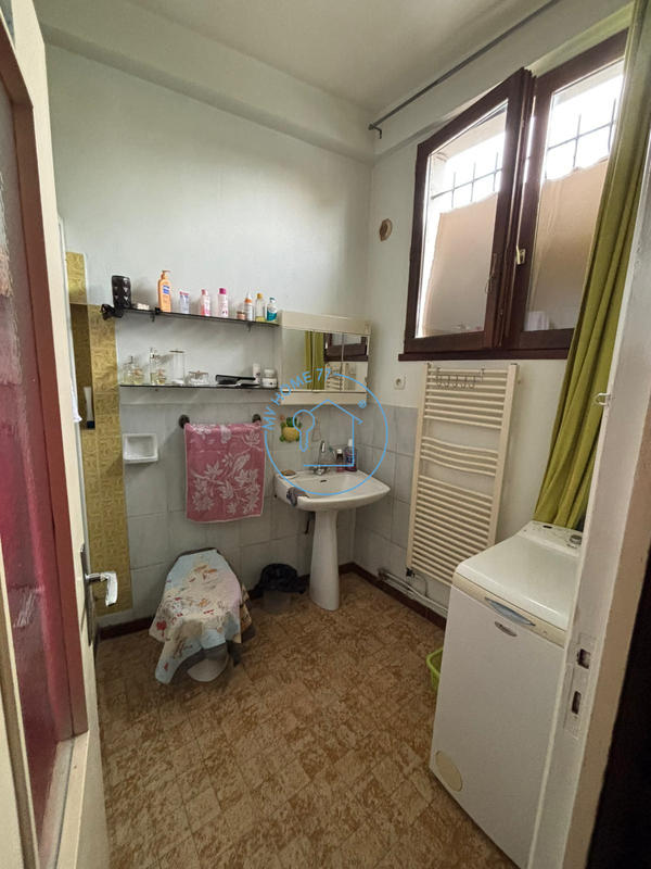 Appartement - 80 m² - 4 pièces