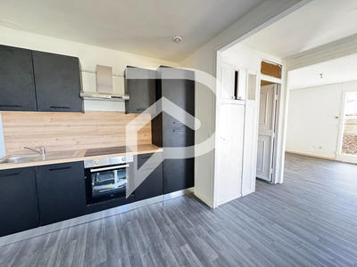 Maison - 88 m² - 5 pièces