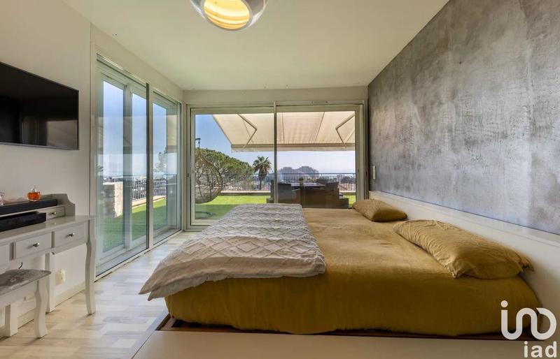 Appartement - 157 m² - 5 pièces