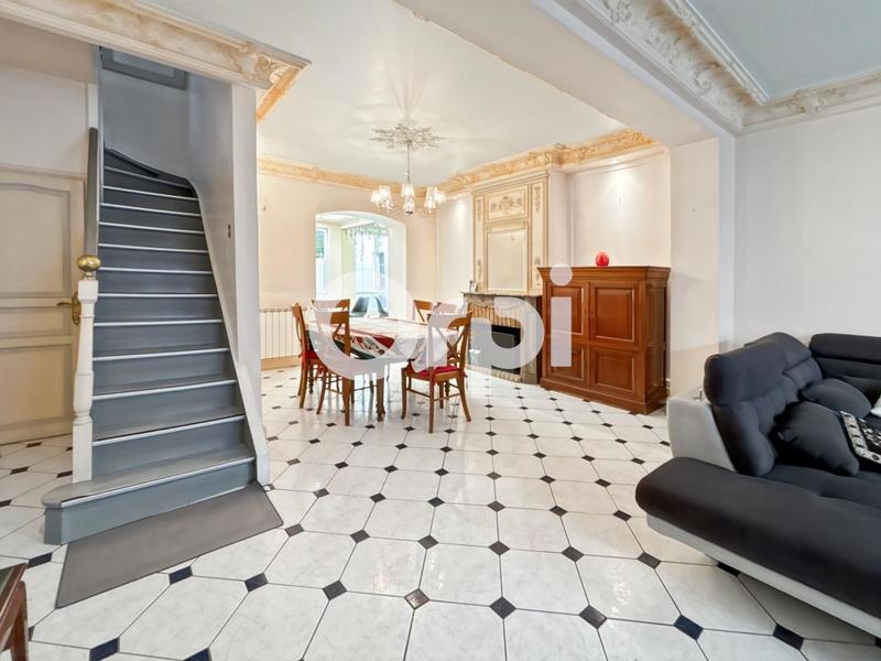 Maison de ville - 161 m² - 4 pièces