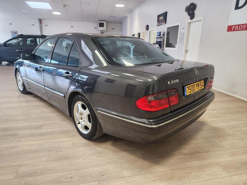 Mercedes Classe E Benz 220 Cdi 143cv Avantgarde Bv6