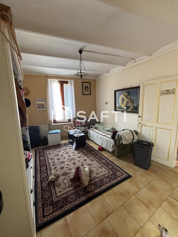 Appartement - 120 m² - 5 pièces