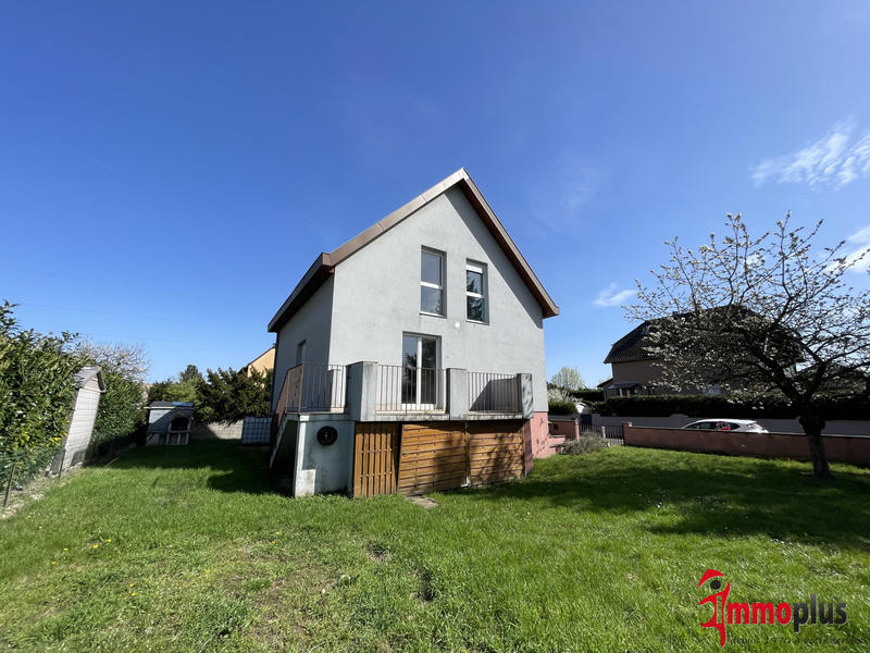 Maison - 102 m² - 5 pièces