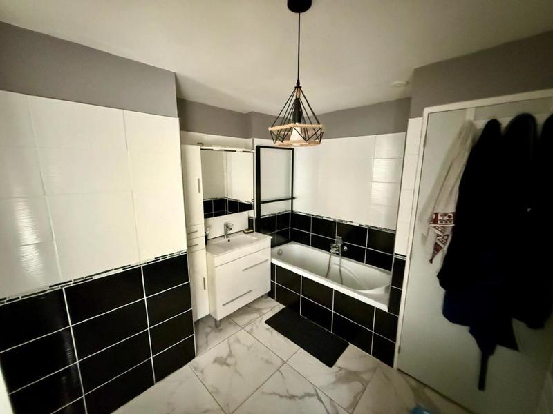 Maison - 72 m² - 4 pièces