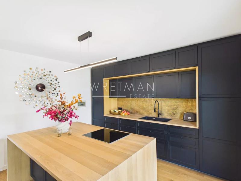 Villa - 165 m² - 6 pièces