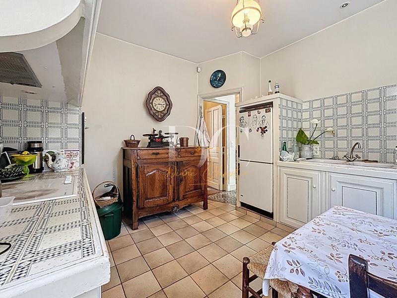 Maison - 180 m² - 6 pièces