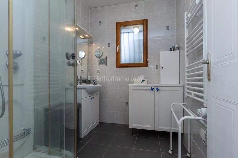 Maison - 99 m² - 5 pièces