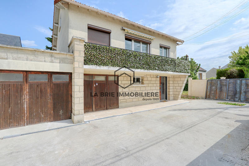 Maison - 142 m² - 6 pièces