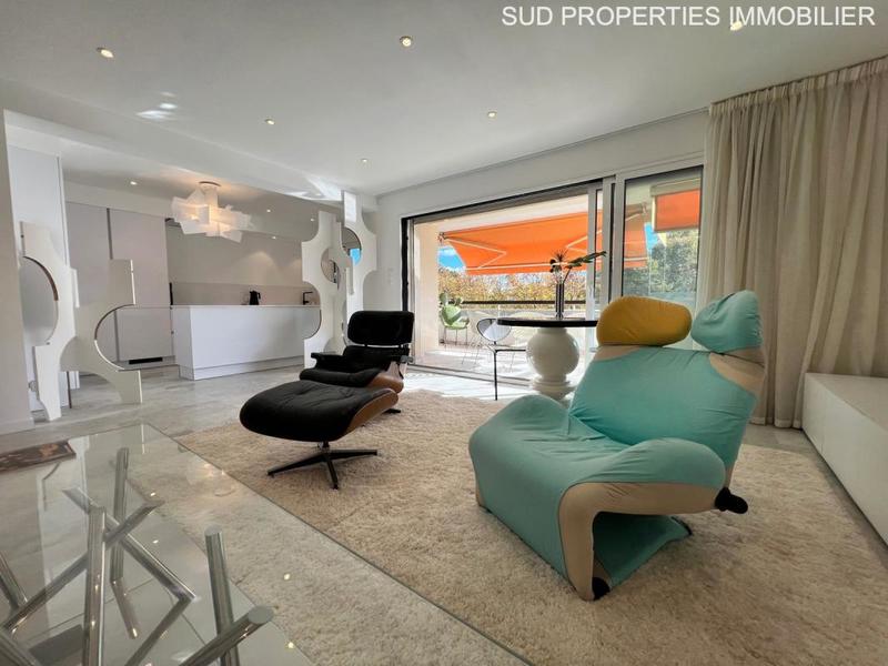 Appartement - 85 m² - 3 pièces