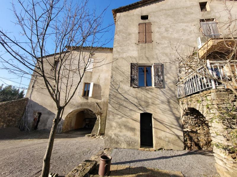 Maison - 220 m² - 12 pièces