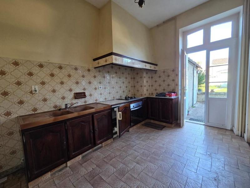 Maison - 192 m² - 8 pièces