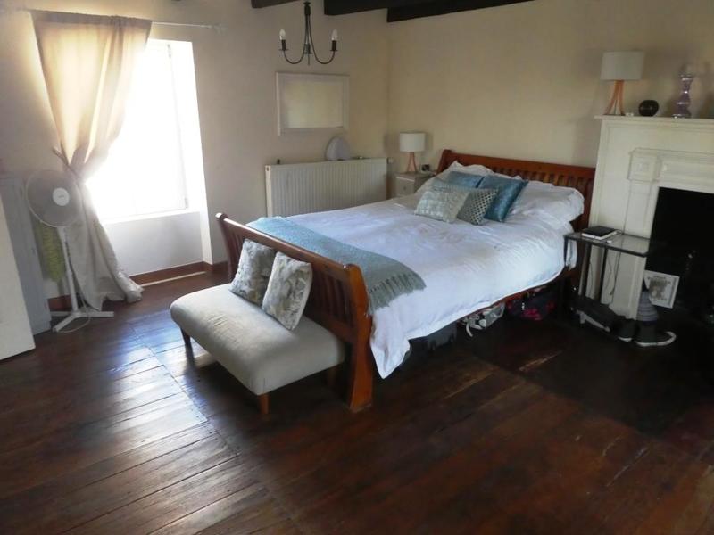 Maison en pierre - 155 m² - 5 pièces