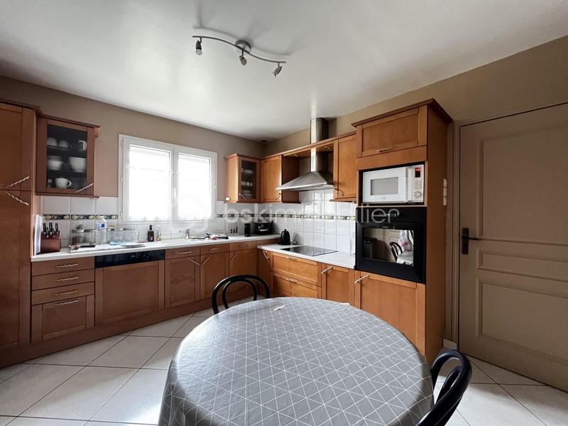 Maison - 145 m² - 7 pièces