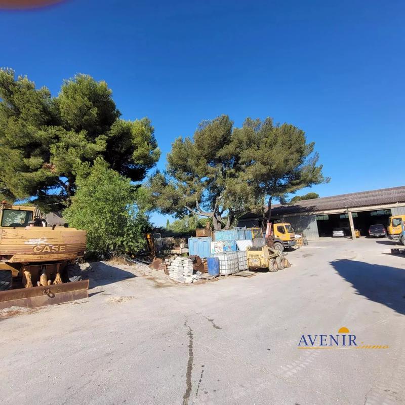 Immeuble - 975 m² - 10 pièces