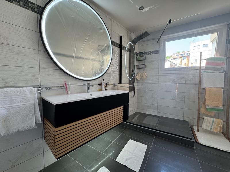 Appartement - 107 m² - 4 pièces