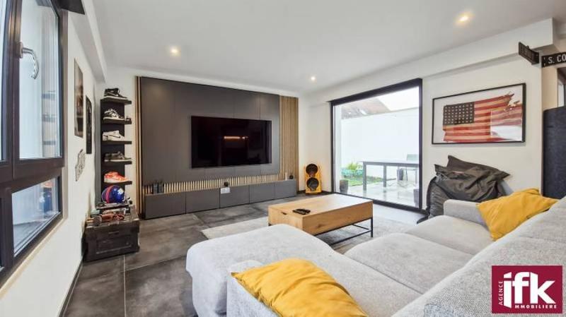 Maison - 102 m² - 4 pièces