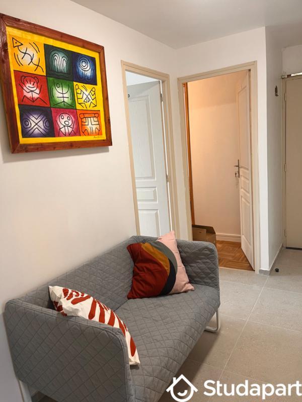 Chambre - 13 m² - 1 pièce