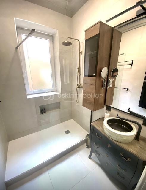 Appartement - 129 m² - 6 pièces