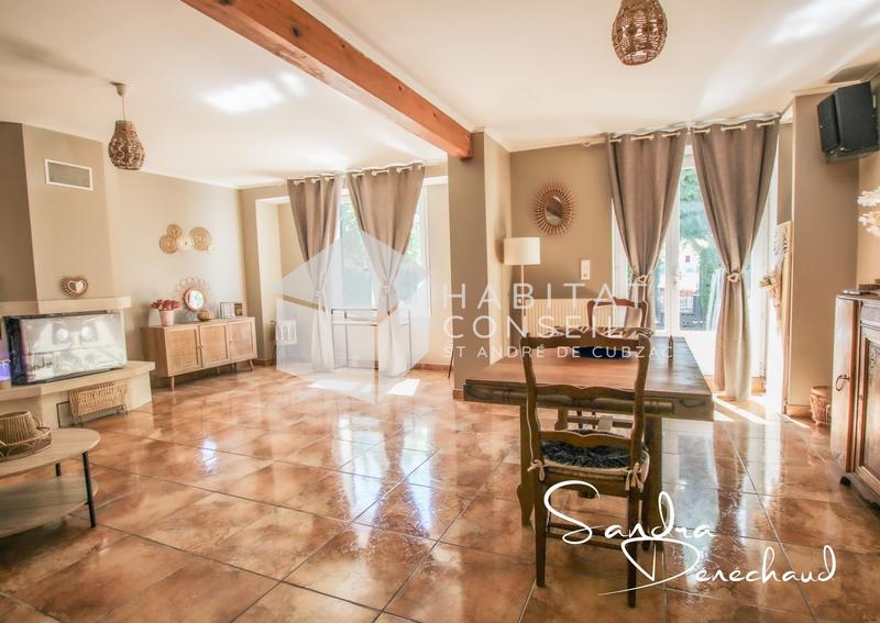 Maison - 144 m² - 5 pièces