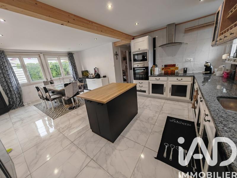 Maison - 83 m² - 4 pièces