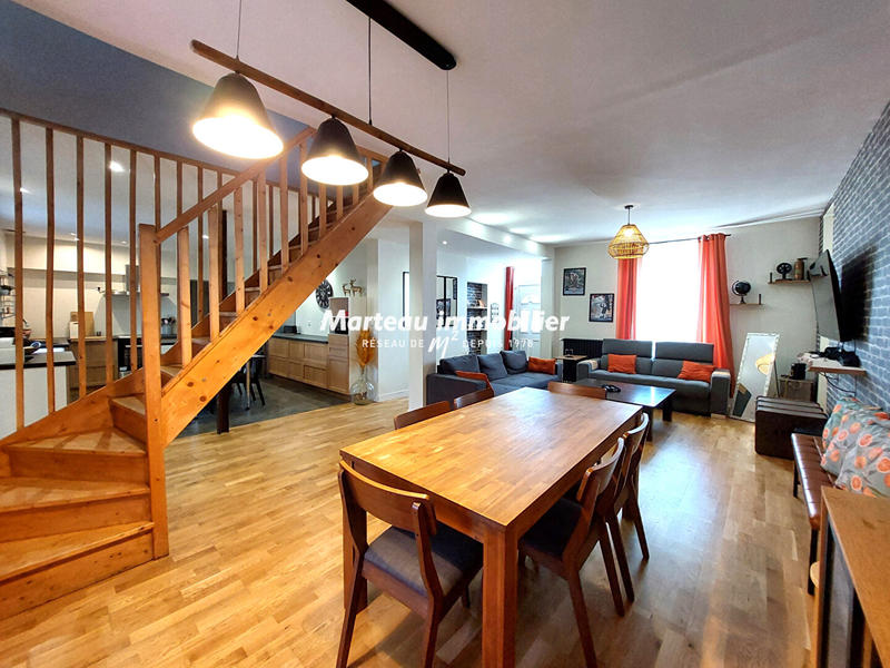 Maison - 123 m² - 7 pièces