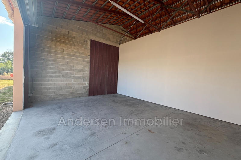 Parking / Garage - 28 m²