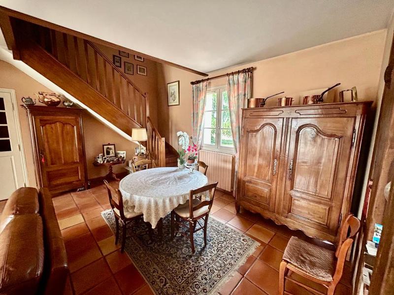 Maison - 292 m² - 5 pièces
