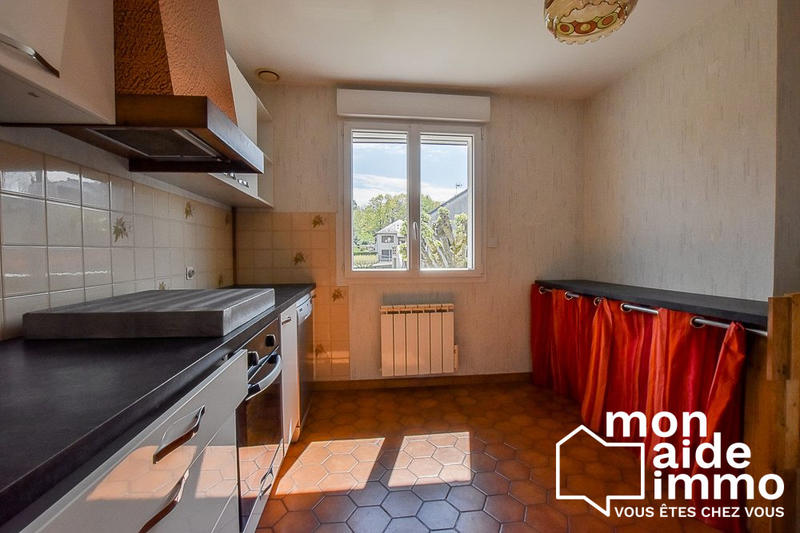 Maison - 99 m² - 4 pièces