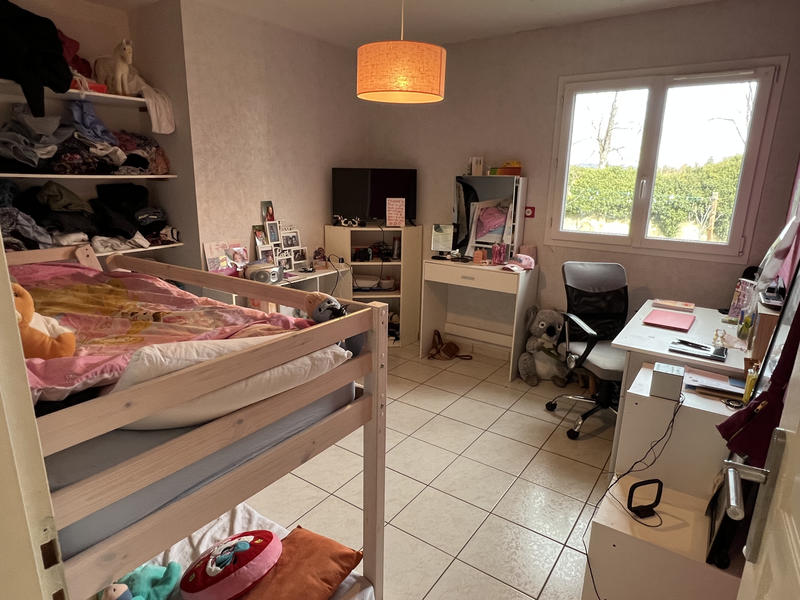 Maison - 180 m² - 8 pièces