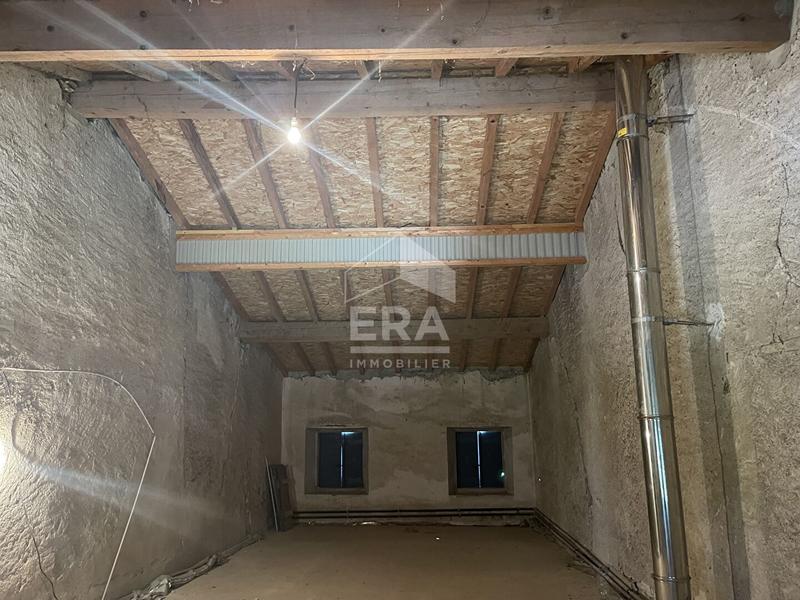 Maison - 261 m² - 7 pièces