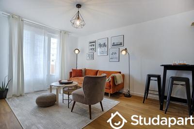 Chambre - 11 m² - 1 pièce