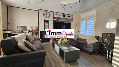 Maison traditionnelle - 142 m² - 5 pièces