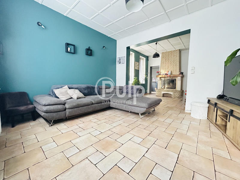 Maison - 102 m² - 8 pièces